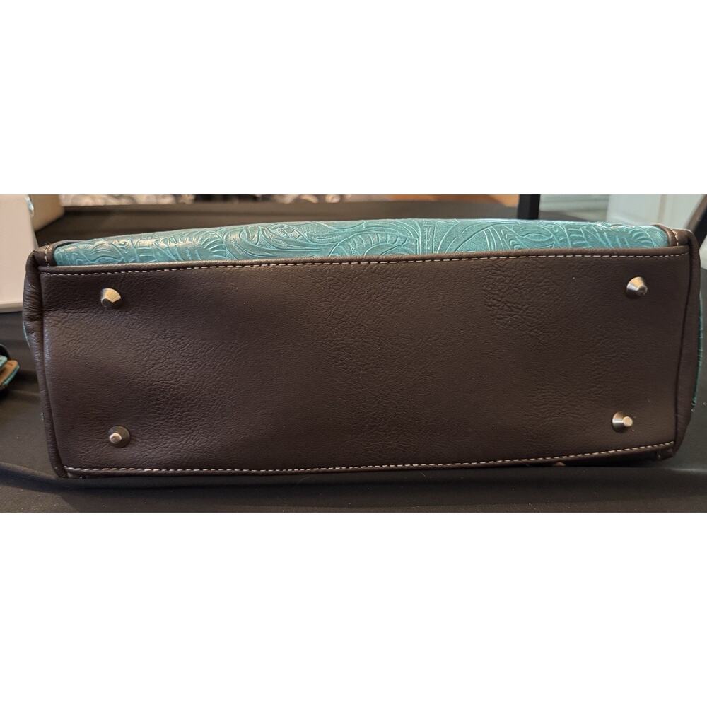 Beautiful New Western Purse And Wallet Set - Picture 8 of 16